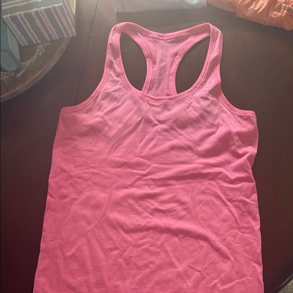 Lululemon Athletica Pink Fitted Sleeveless Tank Top